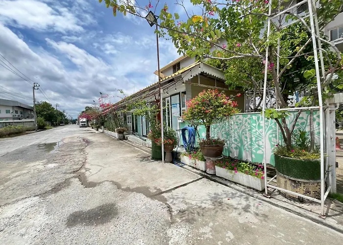 Aa นนทบุรี Hotel